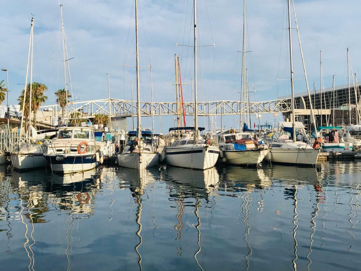 Sleep & Boats Barcelona City Sant Adria de Besos Exterior foto