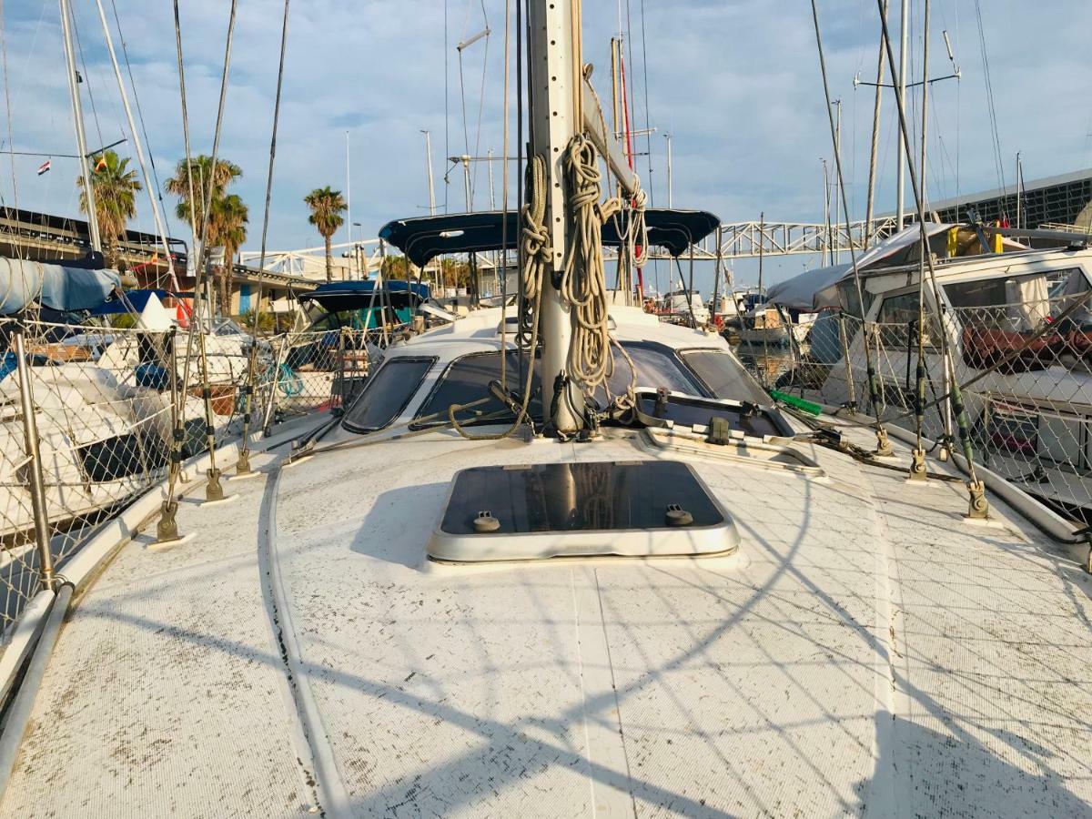 Sleep & Boats Barcelona City Sant Adria de Besos Exterior foto